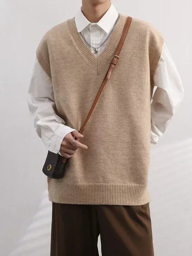 Vest Waistcoat Beige V Neck Kn - огляд і ціна Sewing Vest