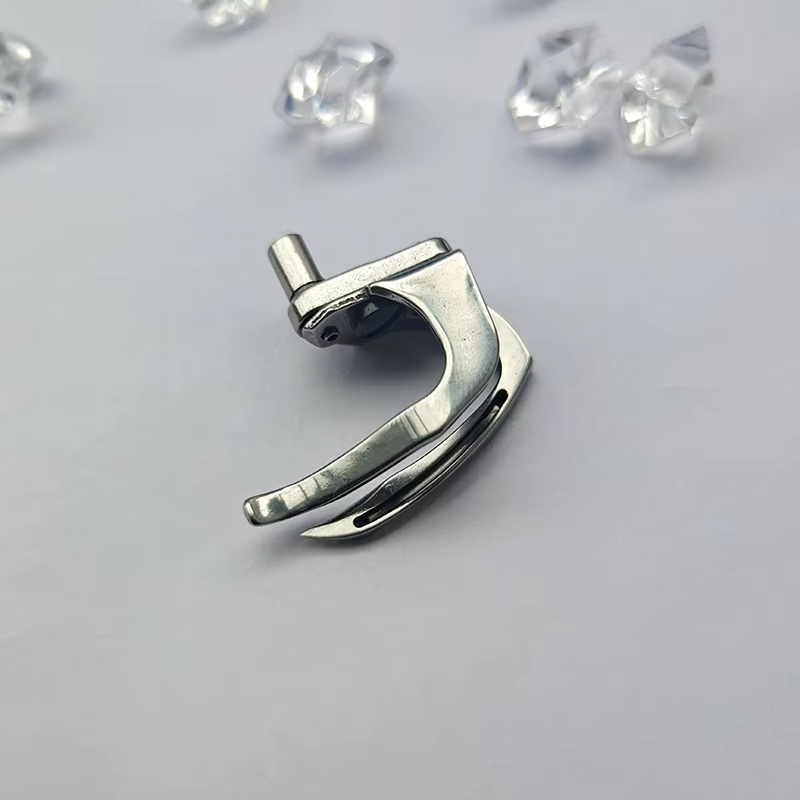 Y68217 Looper For Four Needles - огляд і ціна Sewing Expert